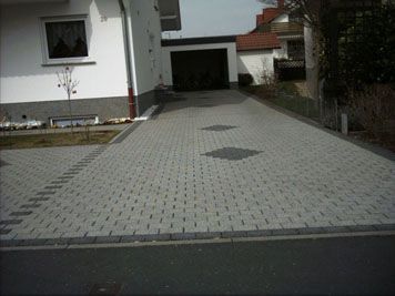 Garageneinfahrt